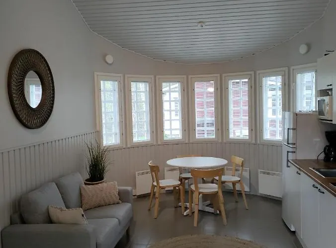 Nuorisokeskus Elba بيت للعطل